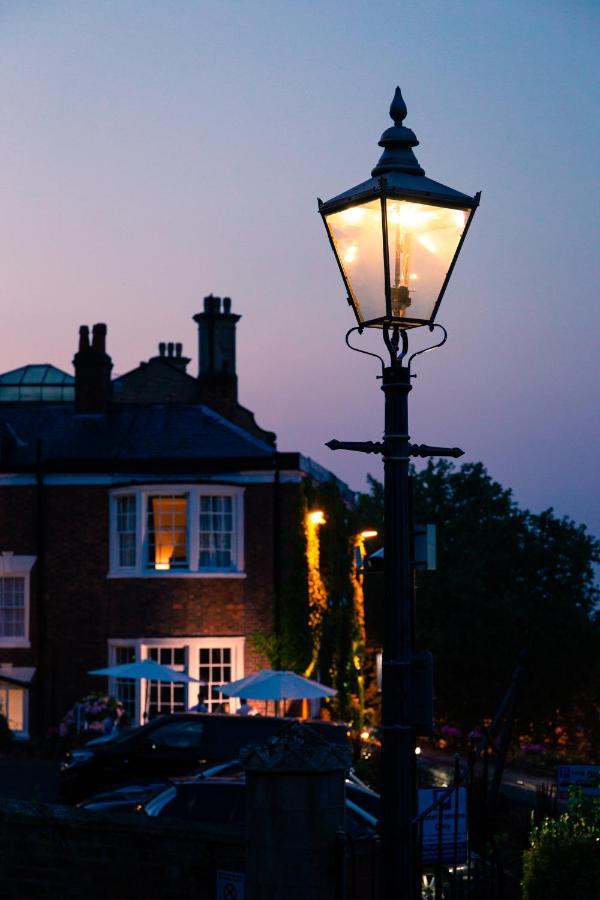 Mount Pleasant Hotel Great Malvern Buitenkant foto